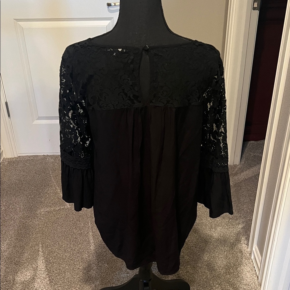 Staccato Black Lace Blouse - Picture 8 of 11